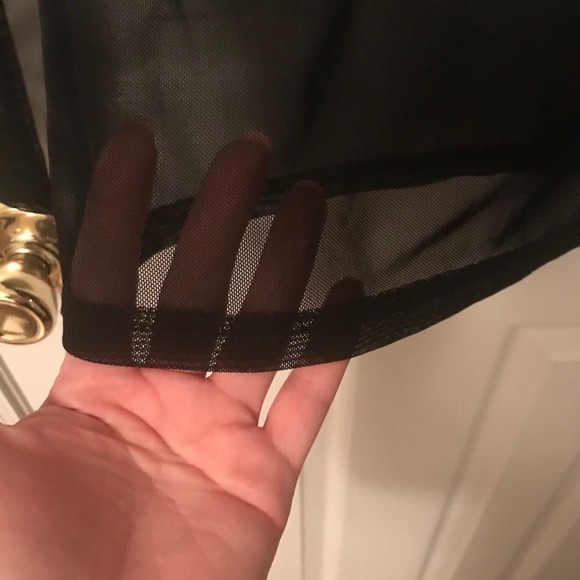 Black sheer top - Picture 4 of 6